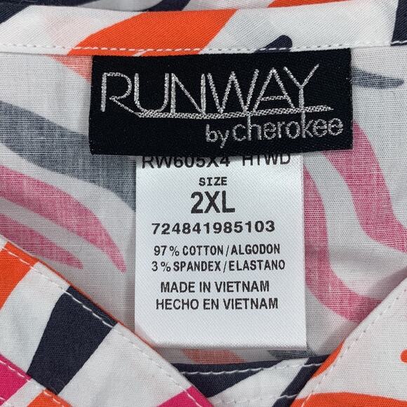 Runway By Cherokee NWT Scrub Top Multicolor Front Pockets Short Sleeve Size 2XL - Picture 7 of 9